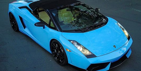 Lamborghini wrapped in Avery SW Gloss Light Blue vinyl