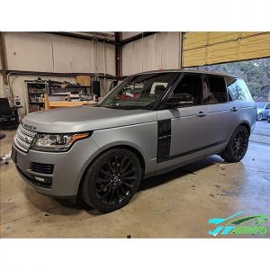 Range Rover wrapped in Matte Silver