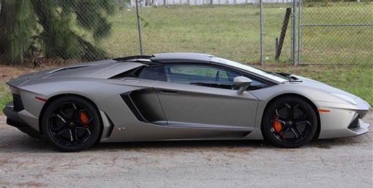 Lamborghini wrapped in Matte Gray Aluminum vinyl