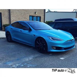 Tesla wrapped in Gloss Atlantis Blue vinyl
