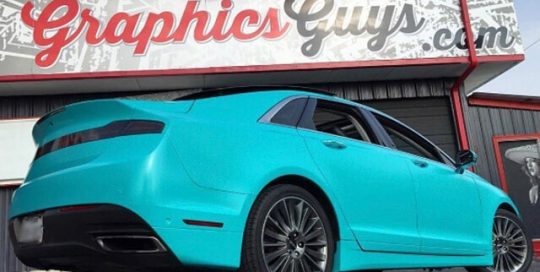 Lincoln wrapped in Avery SW Satin Azure vinyl