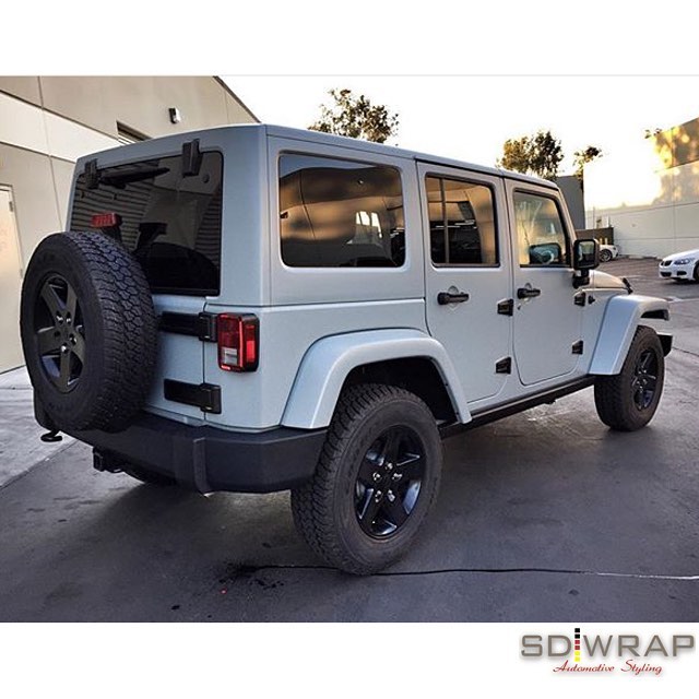 Jeep Wrangler wrapped in Satin Battleship Gray vinyl