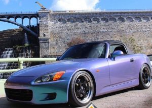 Honda S2000 wrapped in Orafol 970RA Shade Shift Turquoise/Lavender vinyl