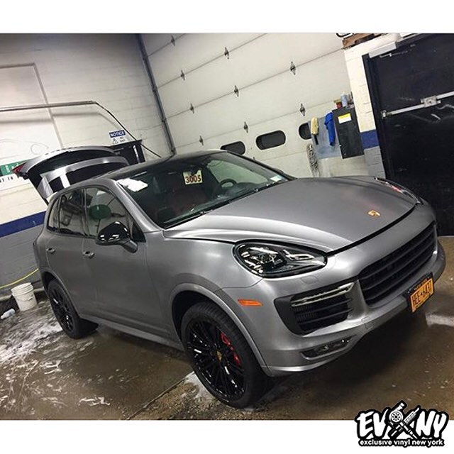 3M 1080 BR230 BRUSHED TITANIUM 5ft X 2ft (10 Sq/ft) Car Wrap Vinyl...