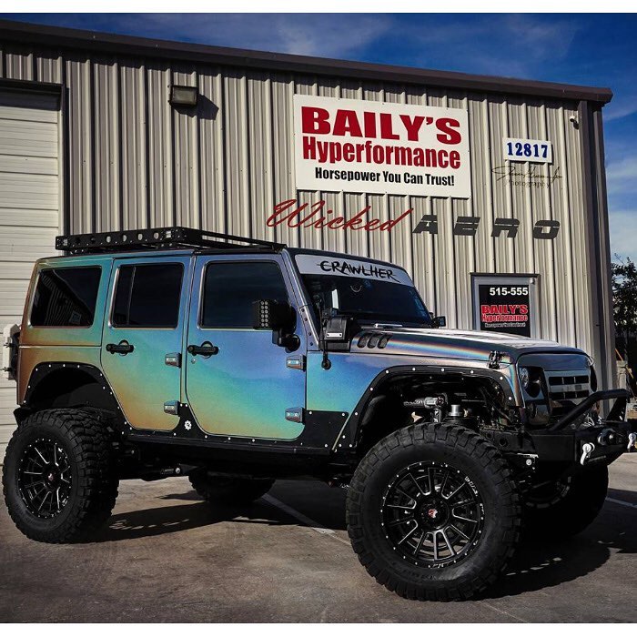 Jeep Wrangler wrapped in 3M ColorFlip Psychedelic shade shifting vinyl