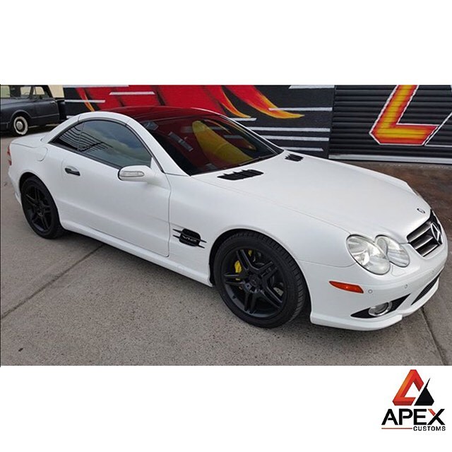 Mercedes Benz wrapped in 3M 1080-S10 Satin White and 1080-G12 Gloss Black