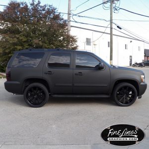 SUV wrapped in 3M 1080-M12 Matte Black