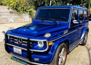 Mercedes Benz Gwagon wrapped in Avery SW Gloss Indigo Blue vinyl