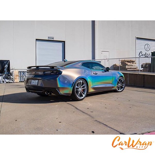 Camaro SS wrapped in ColorFlip Gloss Psychedelic shade shifting vinyl