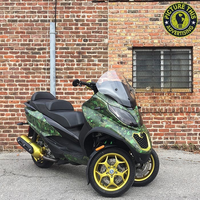 Onbevredigend Verborgen sirene Piaggio MP3 wrapped in custom printed 3M IJ180mC vinyl with 8510 Matte overlaminate Onbevredigend Verborgen sirene Piaggio MP3 wrapped in custom printed 3M IJ180mC vinyl with 8510 Matte overlaminate