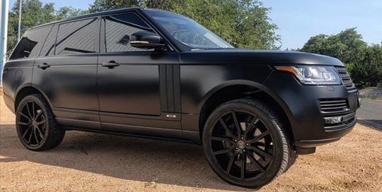 Range Rover wrapped in Avery Satin Black