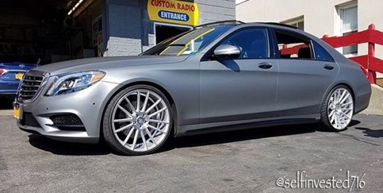 Mercedes Benz S-550 wrapped in Avery SW Matte Gunmetal Metallic vinyl