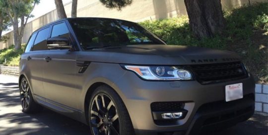 Range Rover wrapped in Matte Charcoal Metallic vinyl