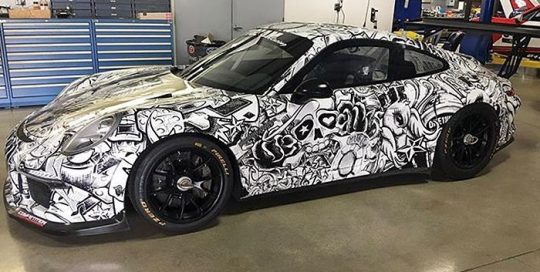 Porsche 911 wrapped in custom printed Avery 1105 EZRS vinyl and 1360z overlaminate