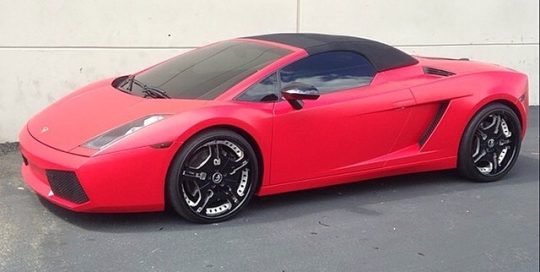 Lamborghini Gallardo wrapped in Avery SW Satin Carmine Red vinyl