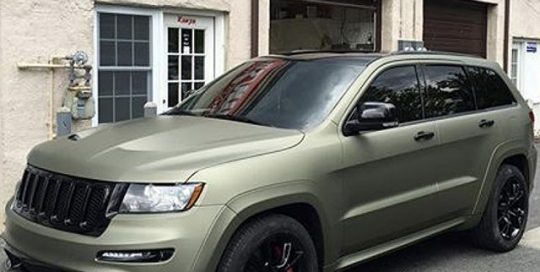 Jeep GrandCherokee SRT8 wrapped in Avery SW Matte Midnight Sand Metallic vinyl