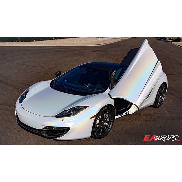 McLaren wrapped in 3M ColorFlip Satin Ghost Pearl shade shifting vinyl