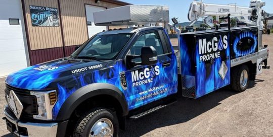 Ford F550 wrapped in custom printed Avery 1105ezrs and 1360z Gloss