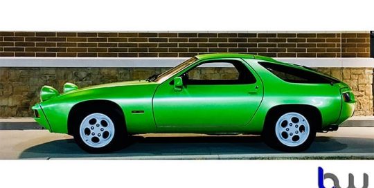 Porsche 98s wrapped in Avery SW Gloss Light Green Pearlescent vinyl