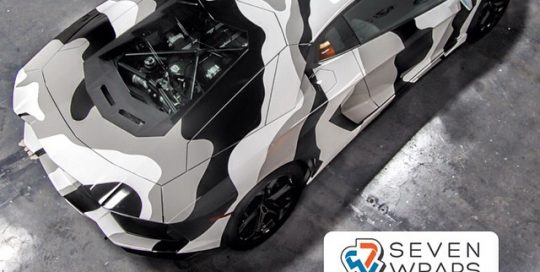 Lamborghini Aventador wrapped in Avery SW Gloss Grey and Gloss Black vinyl
