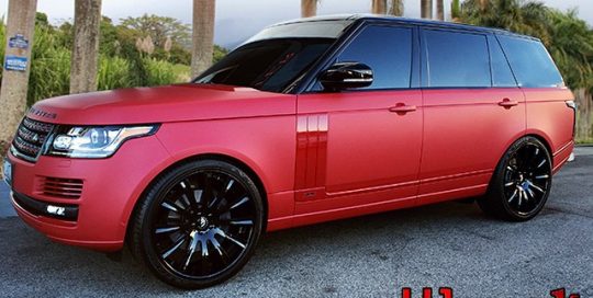 Range Rover Avery SW Matte Garnet Metallic vinyl