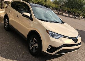 Toyota Rav 4 wrapped in Avery SW Gloss Sand Sparkle and Gloss Black vinyls