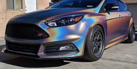 Ford Focus ST wrapped in 3M Satin Flip Psychedelic vinyl