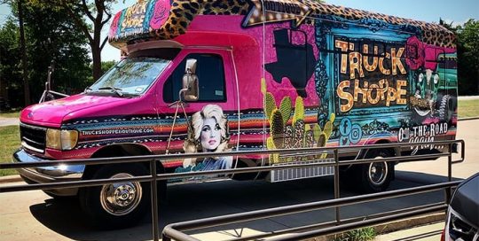 Bus wrapped in custom printed Avery 1105 vinyl