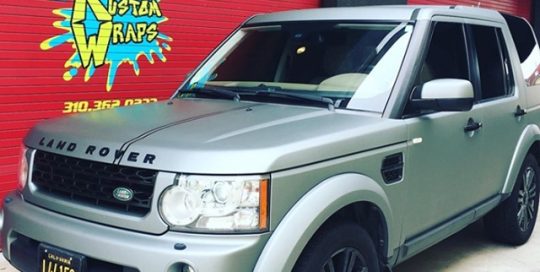 Land Rover Wrapped in Avery Dennison SW Matte Anthracite Metallic Vinyl